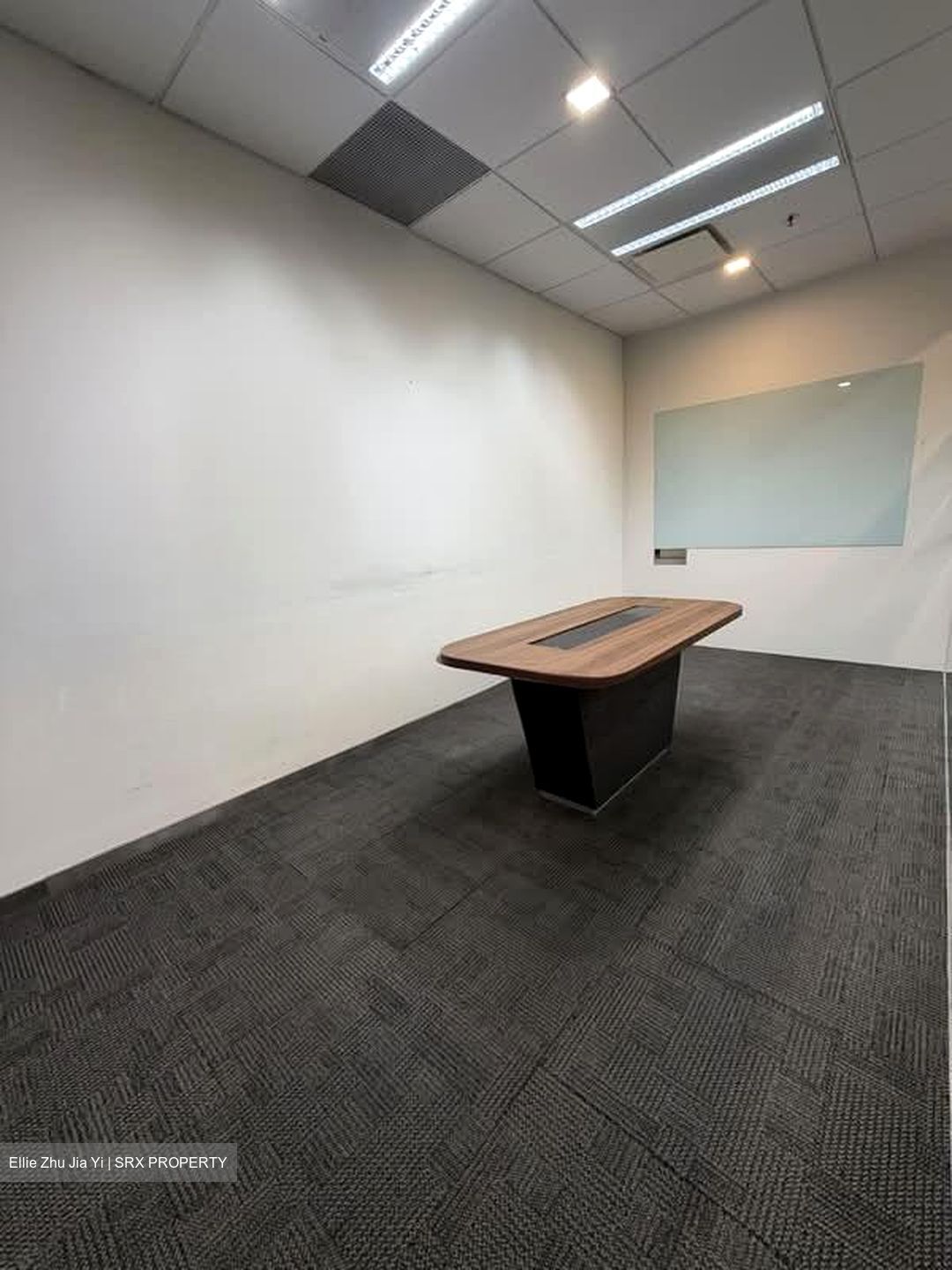 One Raffles Place (D1), Office #599575961